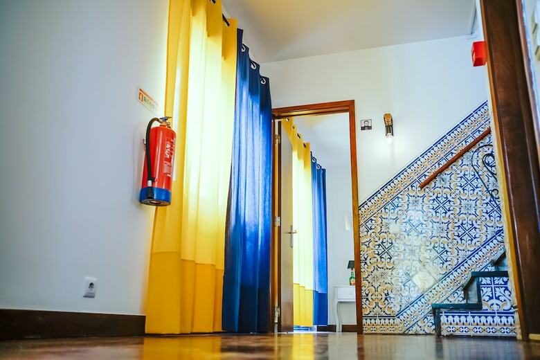 Hostal Help Yourself Hostels - Restelo