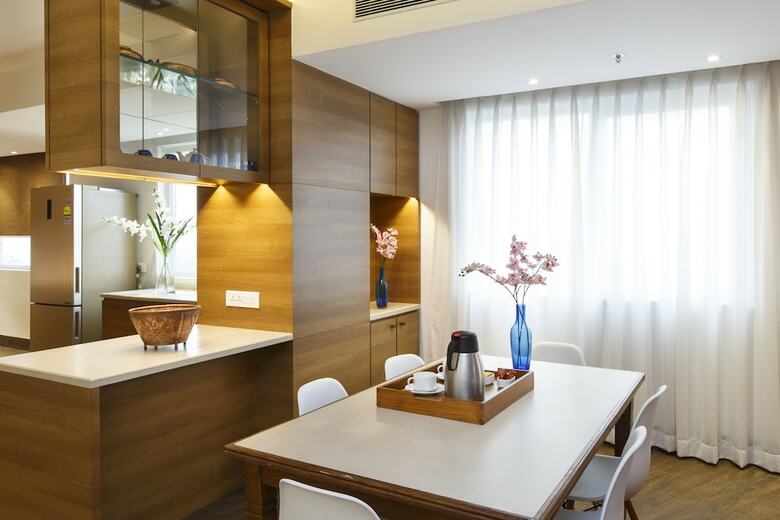 Hotel Ambassador By Ace Hotels