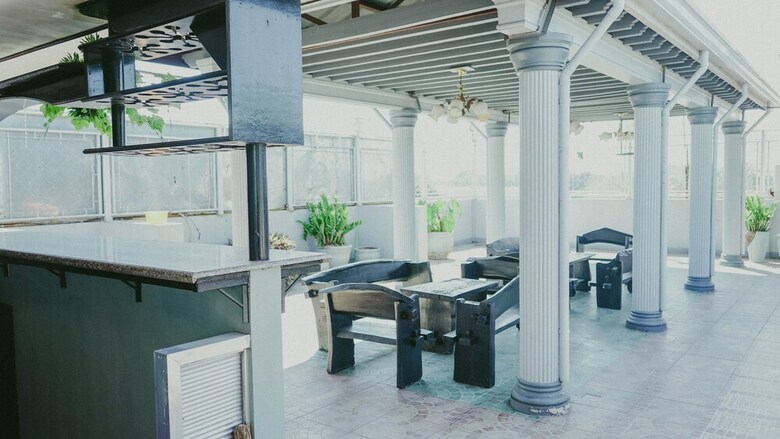 Hotel 2428 Suites