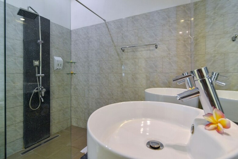 Villa Lovina Beach 1