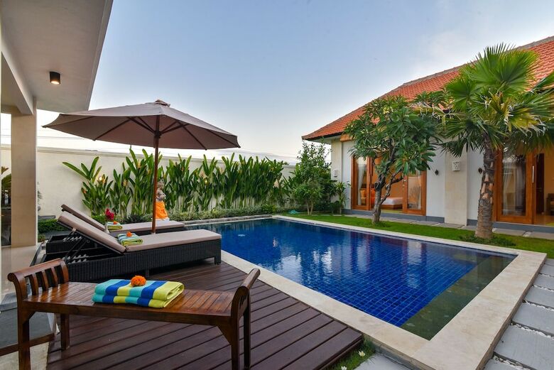 Villa Banyu Riris