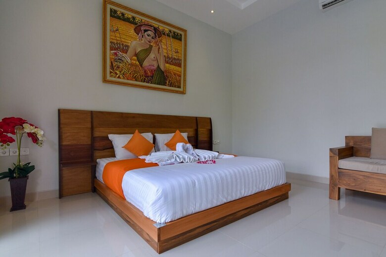 Villa Banyu Riris