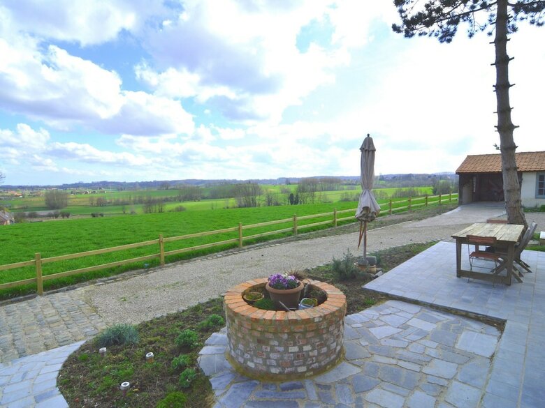 Quaint Mansion In Ellezelles With Garden
