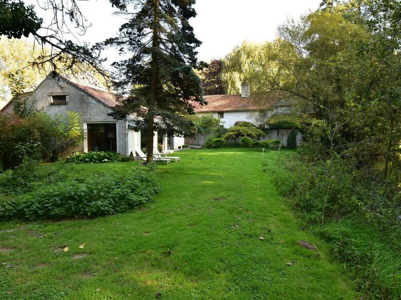 Exotic Holiday Home In Rue de Vitz With Garden