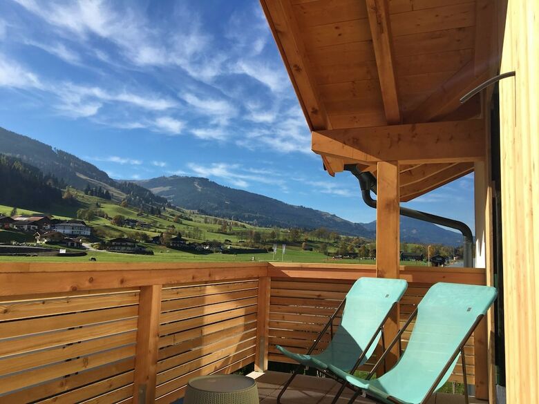 Luxury Holiday Home With Garden In Leogang