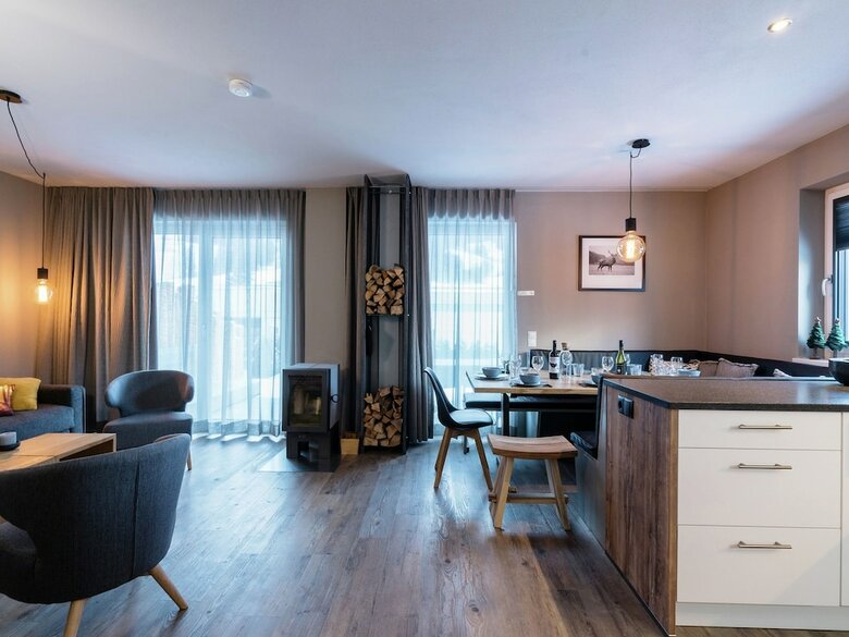 Luxury Holiday Home With Garden In Leogang