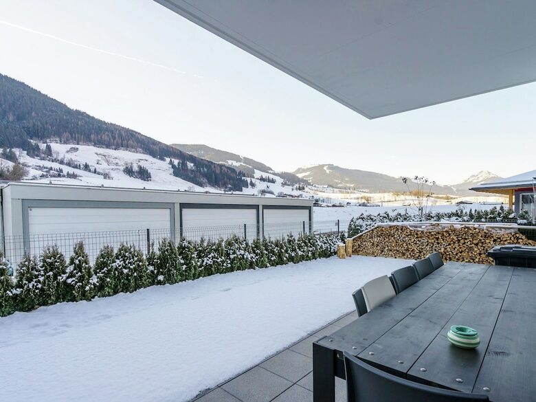 Luxury Holiday Home With Garden In Leogang