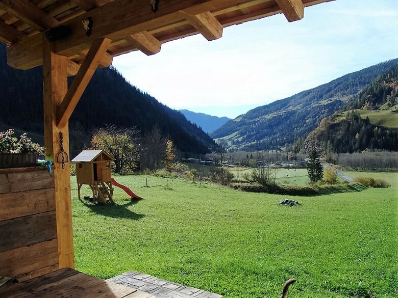 Modern Chalet In Gro�kirchheim Near Ski Area