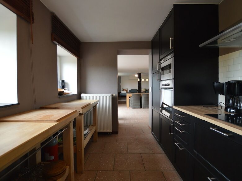 Nice House With Swimming Pool, Pleasantly Renovated