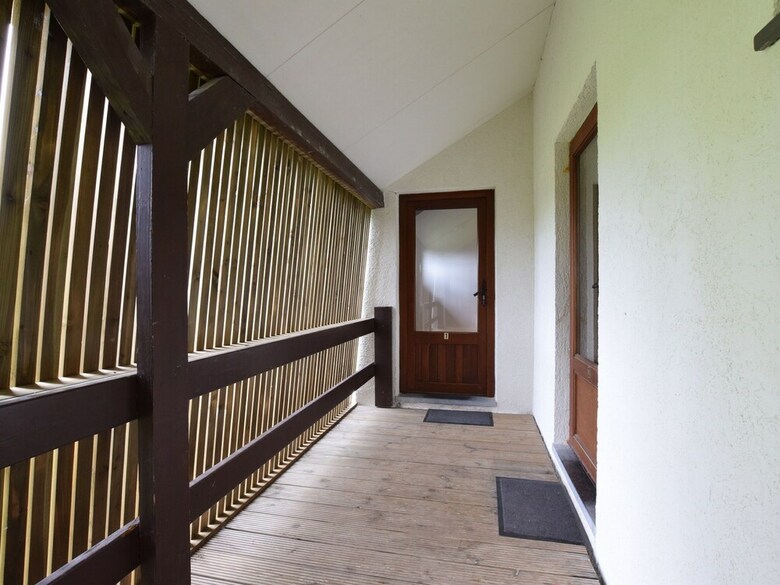 Spacious Holiday Home La Roche-en-ardenne With Pool