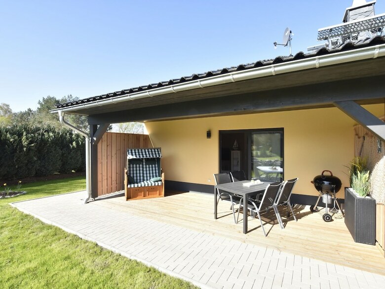 Cozy Apartment In Barnekow With Private Terrace
