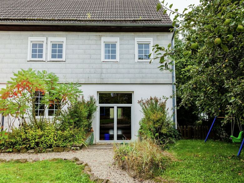 Luxurious Holiday Home In H�lsa Near Forest