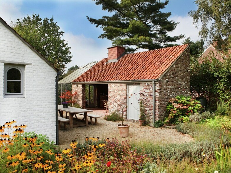 Luxurious Holiday Home In Wingene With Forest Near