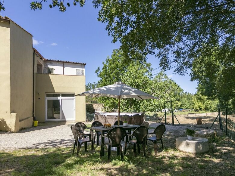 Rustic Holiday Home In Catalonia With Swimming Pool