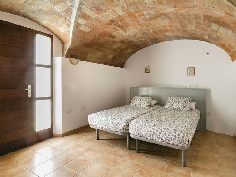 Rustic Holiday Home In Catalonia With Swimming Pool