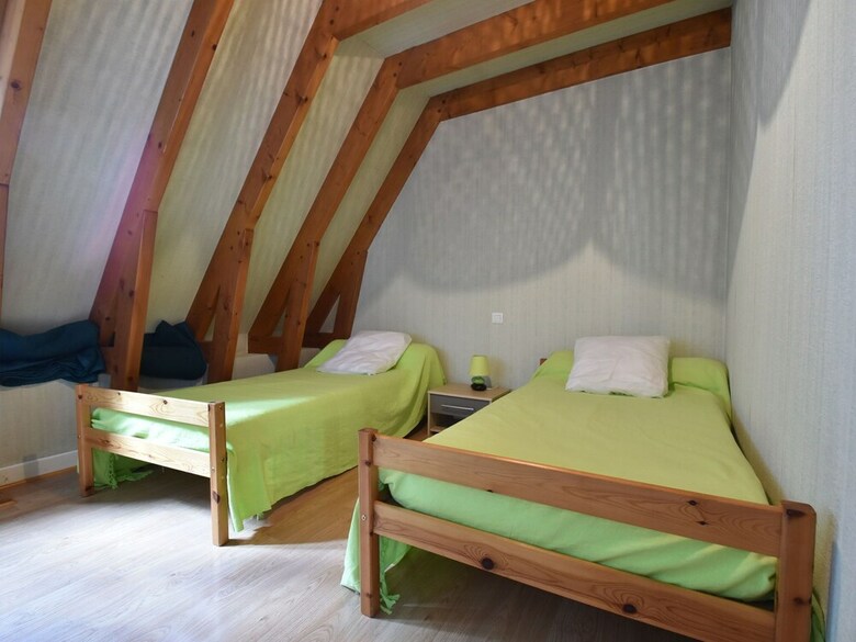 Cozy Holiday Home With Barbecue In Aquitaine