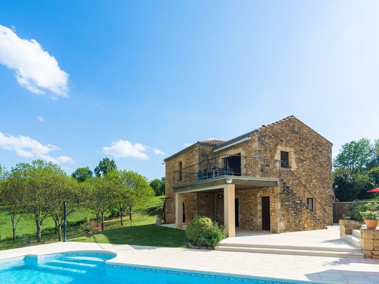 Serene Holiday Home In Mazeyrolles With Swimming Pool