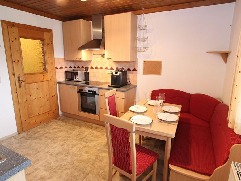 Cozy Apartment Near Ski Area In Gro�arl