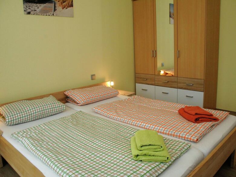 Spacious Apartment In Pepelow Near Sea