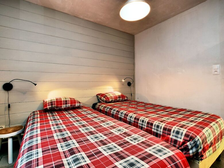 Cozy Chalet In Trois Ponts With Garden