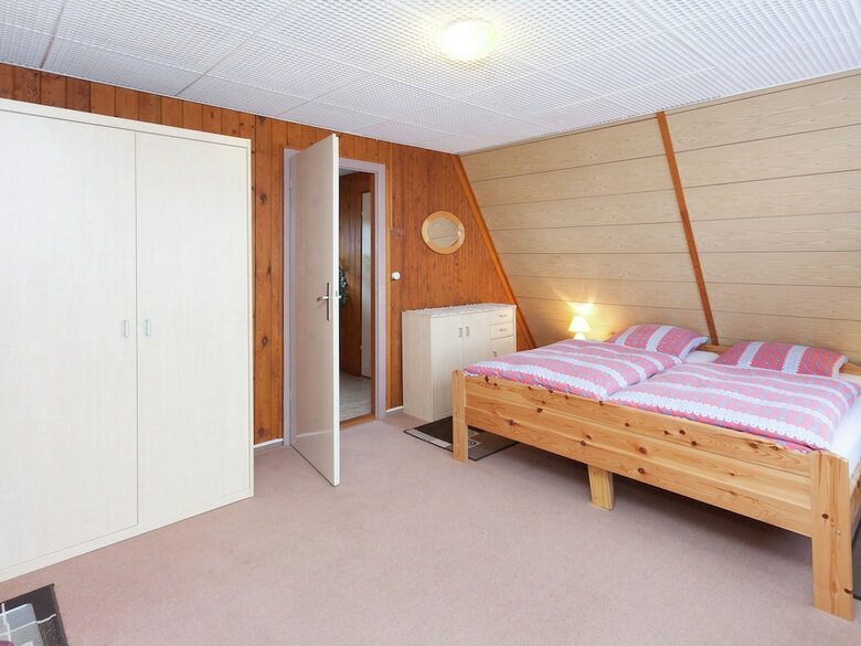 Quaint Holiday Home With Private Balcony In Trusetal