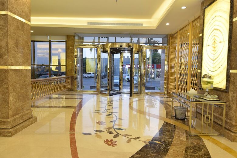 Salsabil Hotel By Warwick Al Corniche