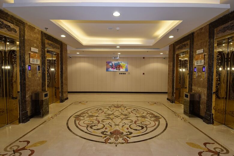 Salsabil Hotel By Warwick Al Corniche