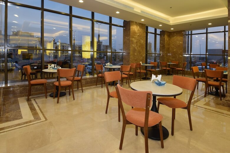 Salsabil Hotel By Warwick Al Corniche