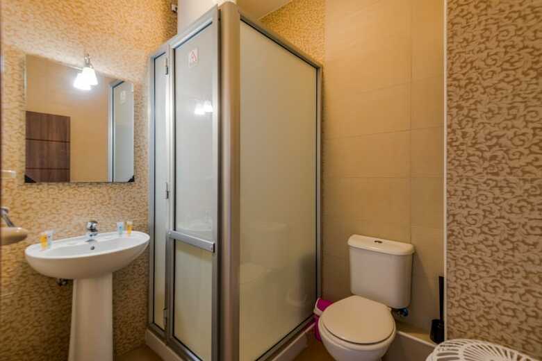 Summer Breeze Comfort Apartments