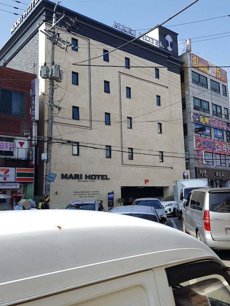 Mari Hotel