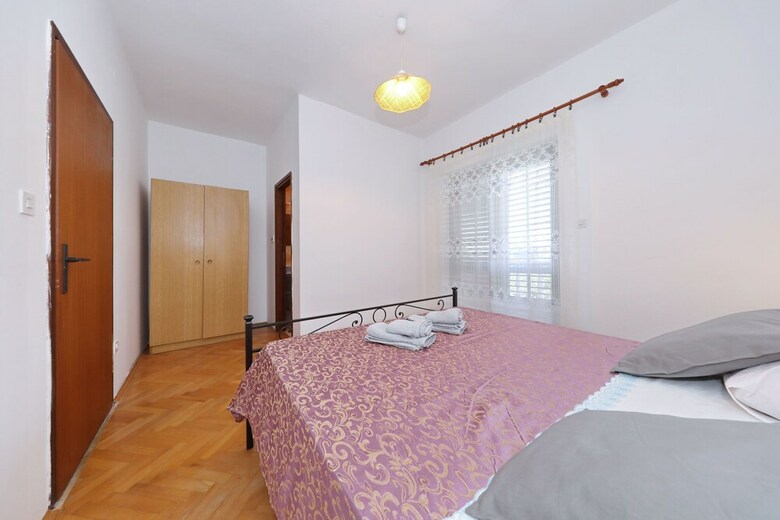 Apartments Saphron Beach