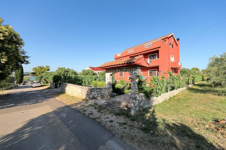 Apartments Saphron Beach