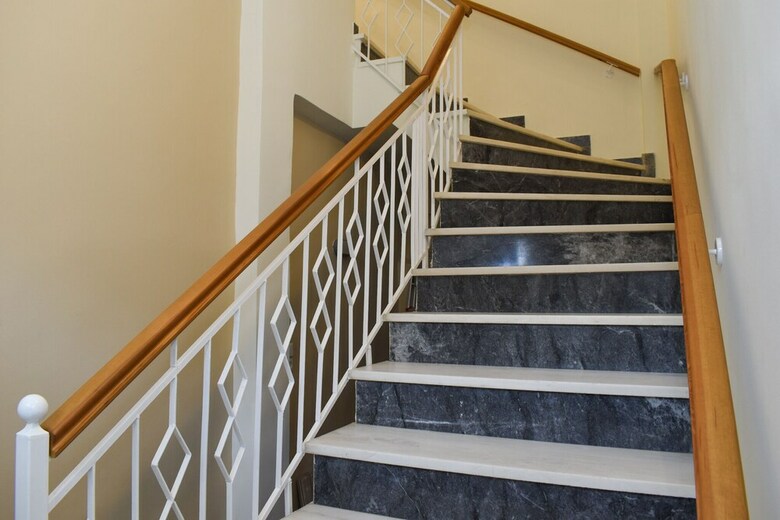 Apartamentos Modern, Spacious Flat Near The City Center