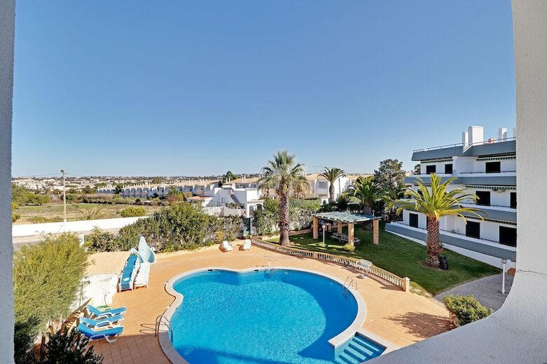 Apartamentos Albufeira Delight With Pool By Homing