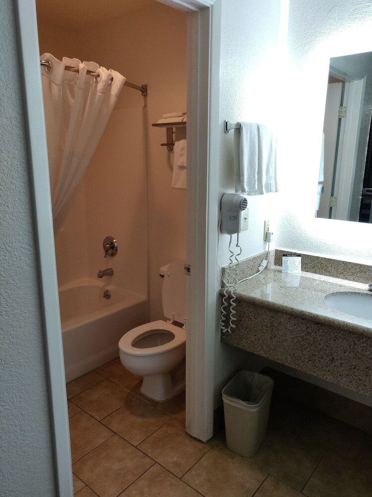 Hotel Howard Johnson By Wyndham Holbrook
