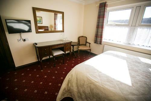 Bed & Breakfast Doonmacfelim House