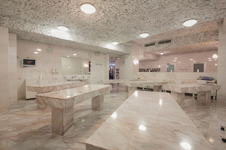 Tsunami Spa Hotel