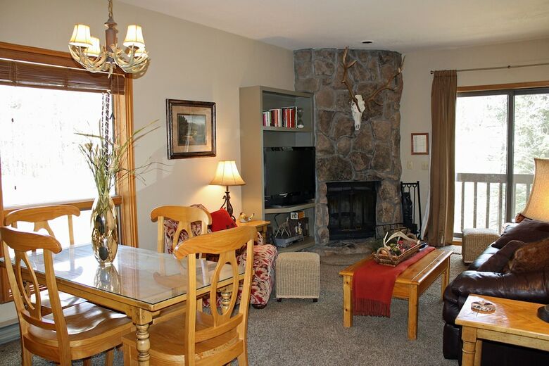 Cascade Village By The Ivy Group