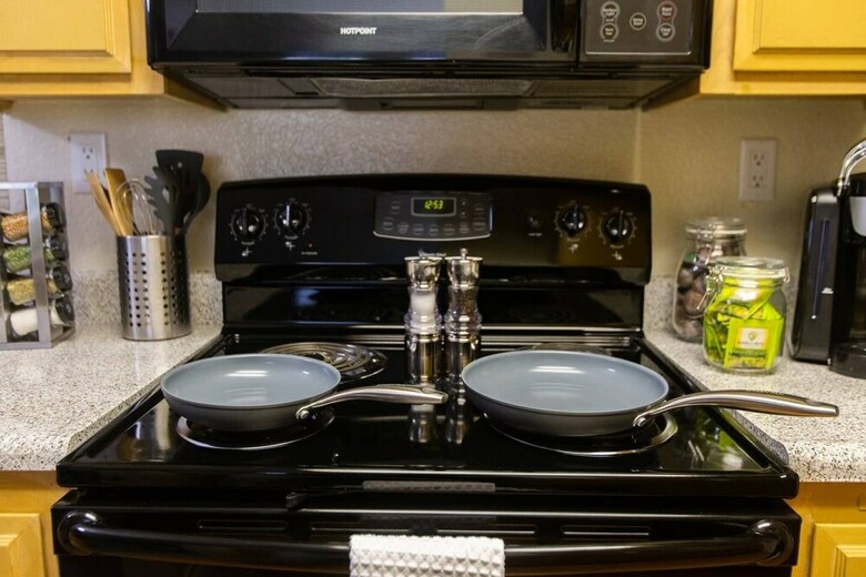 Apartamentos Bohemian Zen Retreat W/ Pool & Spa Access!
