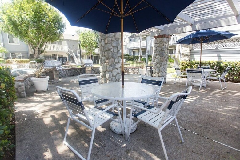 Apartamentos Bohemian Zen Retreat W/ Pool & Spa Access!