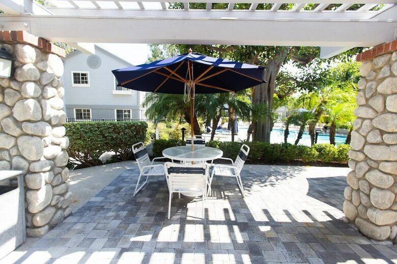 Apartamentos Bohemian Zen Retreat W/ Pool & Spa Access!