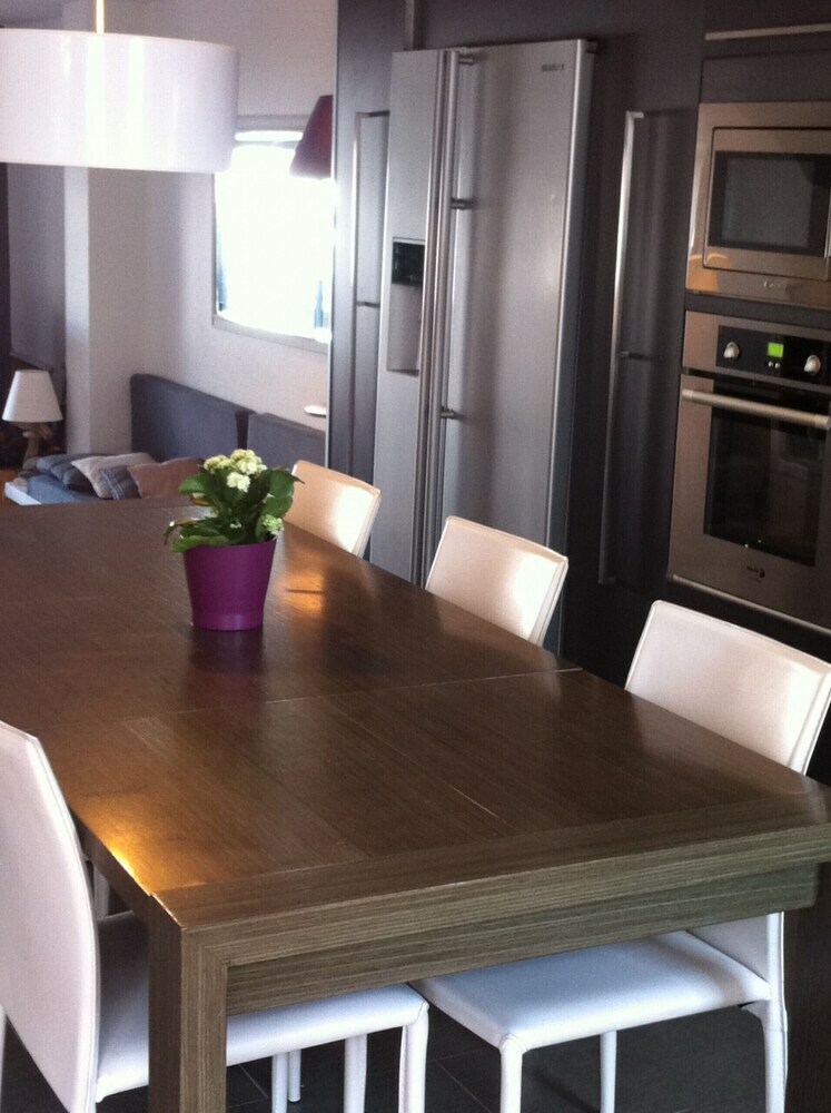 Apartamento 195-casa Al Canal Con Amarre