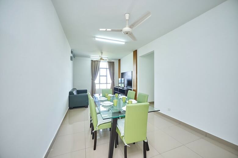 Apartamentos Oyo Home 89748 Classic 3 Br The Arc