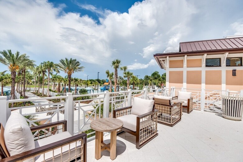 1552 Carey Palm Circle