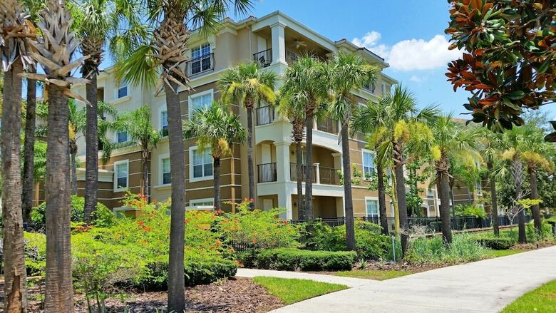 Apartamentos 4802 Cayview Ave #405
