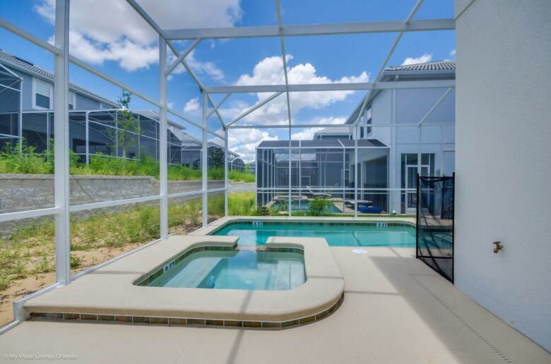 Villa 1576 Flange Drive