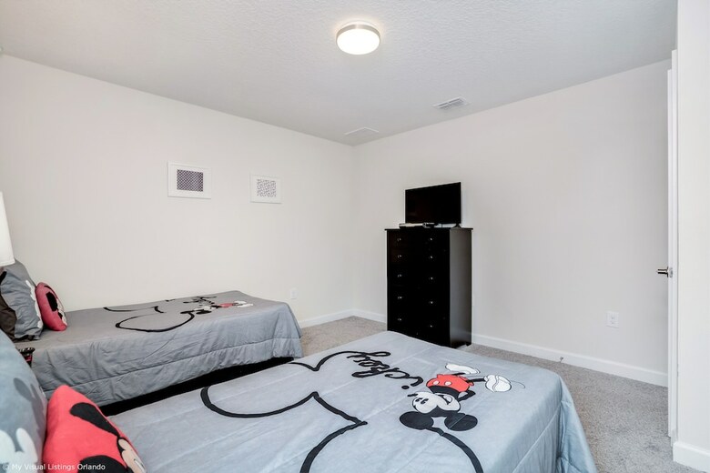 Villa 1574 Plunker Drive