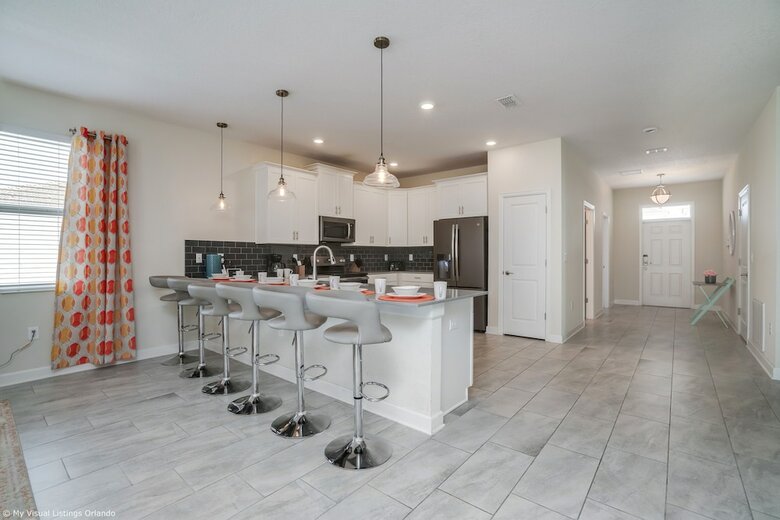 Villa 1574 Plunker Drive