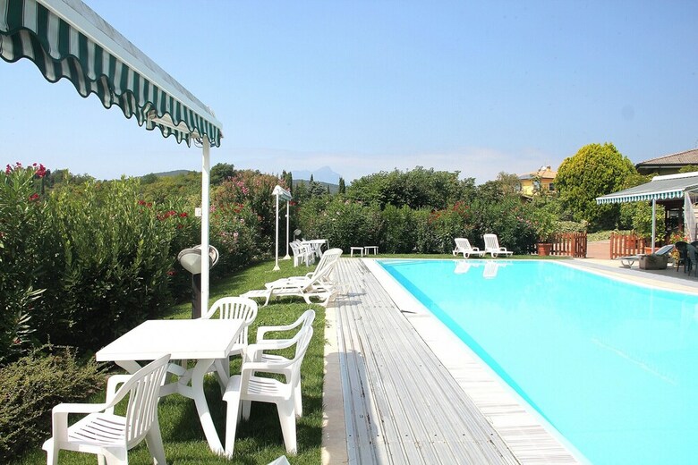 Apartment Montegolo Four With Pool And Lake View