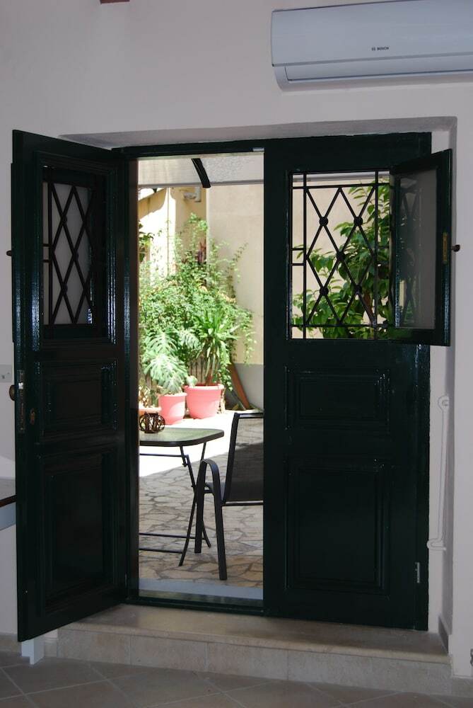 Apartamentos Old Town Venetian Studio  By Corfuescapes